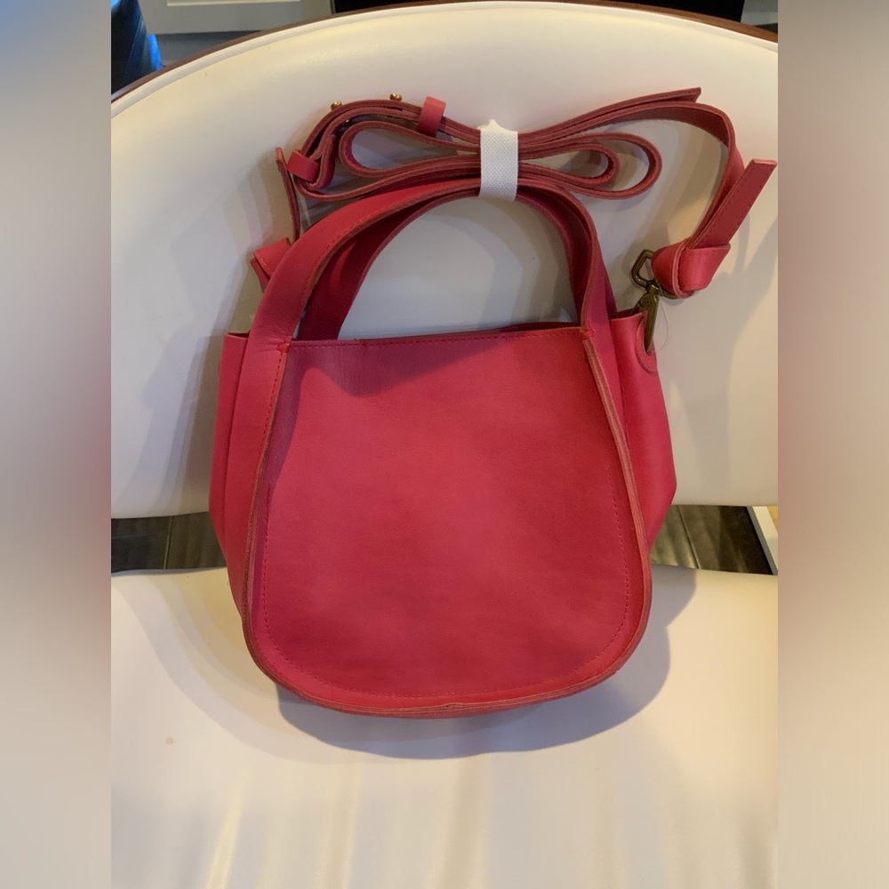 NWT Madewell Womens $168 Sydney Leather Rare Raspberry Pink  Crossbody Bag